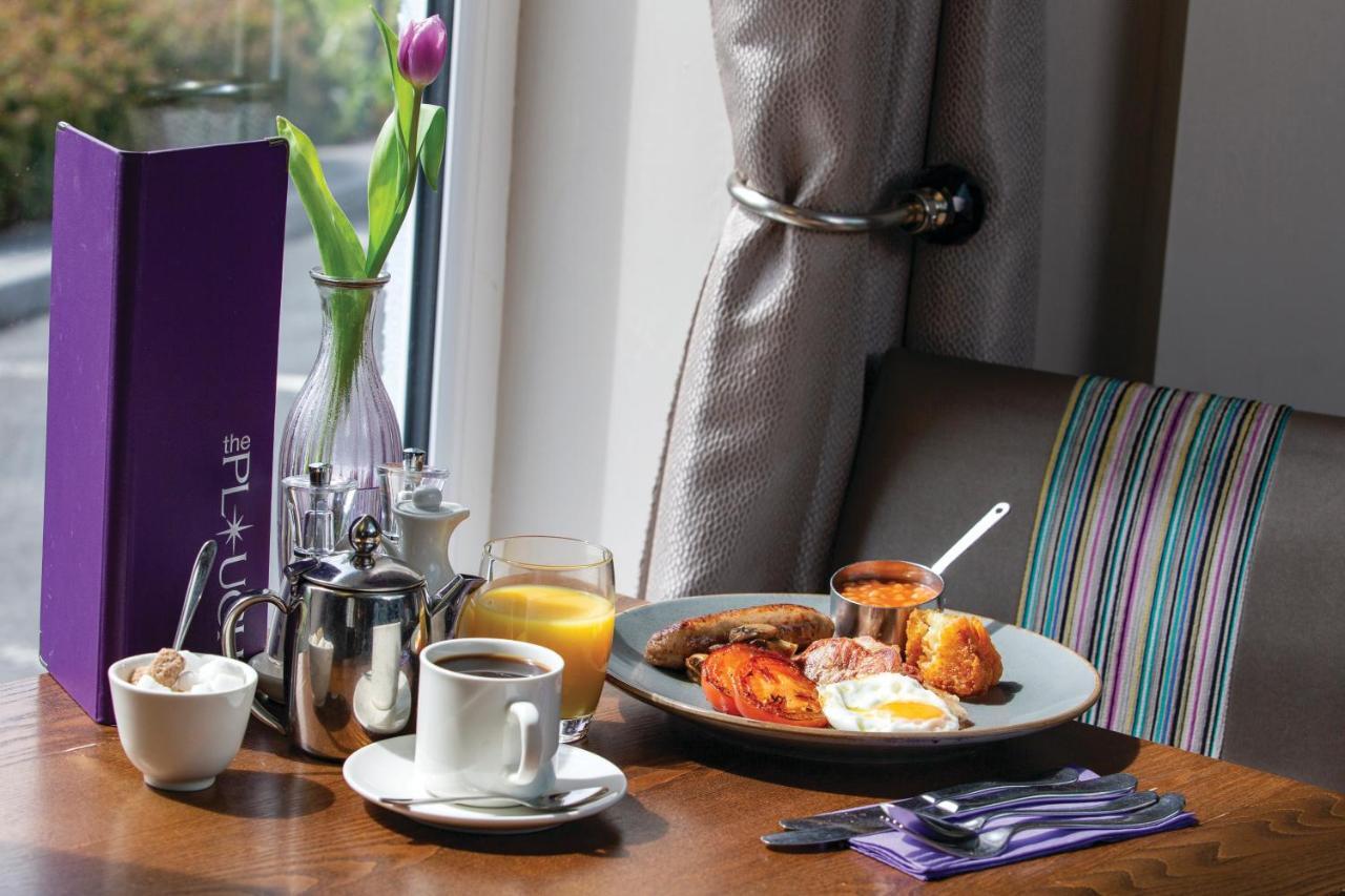 The Plough Inn ولياندايلو المظهر الخارجي الصورة